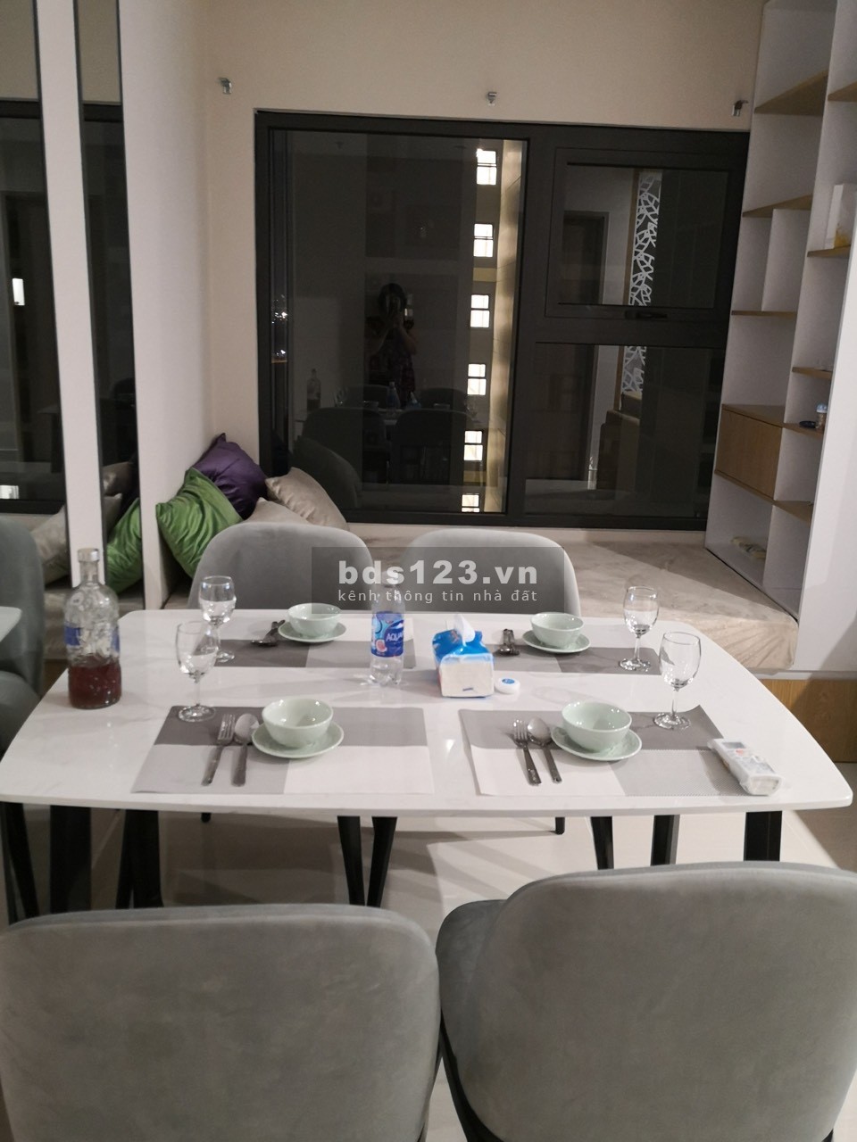 Cho thuê 2pn+ full nội thất chỉ 9 triệu tại Vinhomes Grand Park quận 9