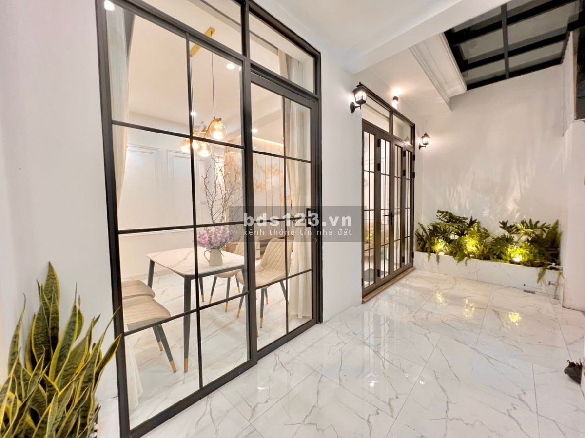 Trung Tâm Q.Thanh Xuân, ở ngay, mới Đẹp, 51m2 x 4T, MT 5.9m, chỉ 4.8 Tỷ