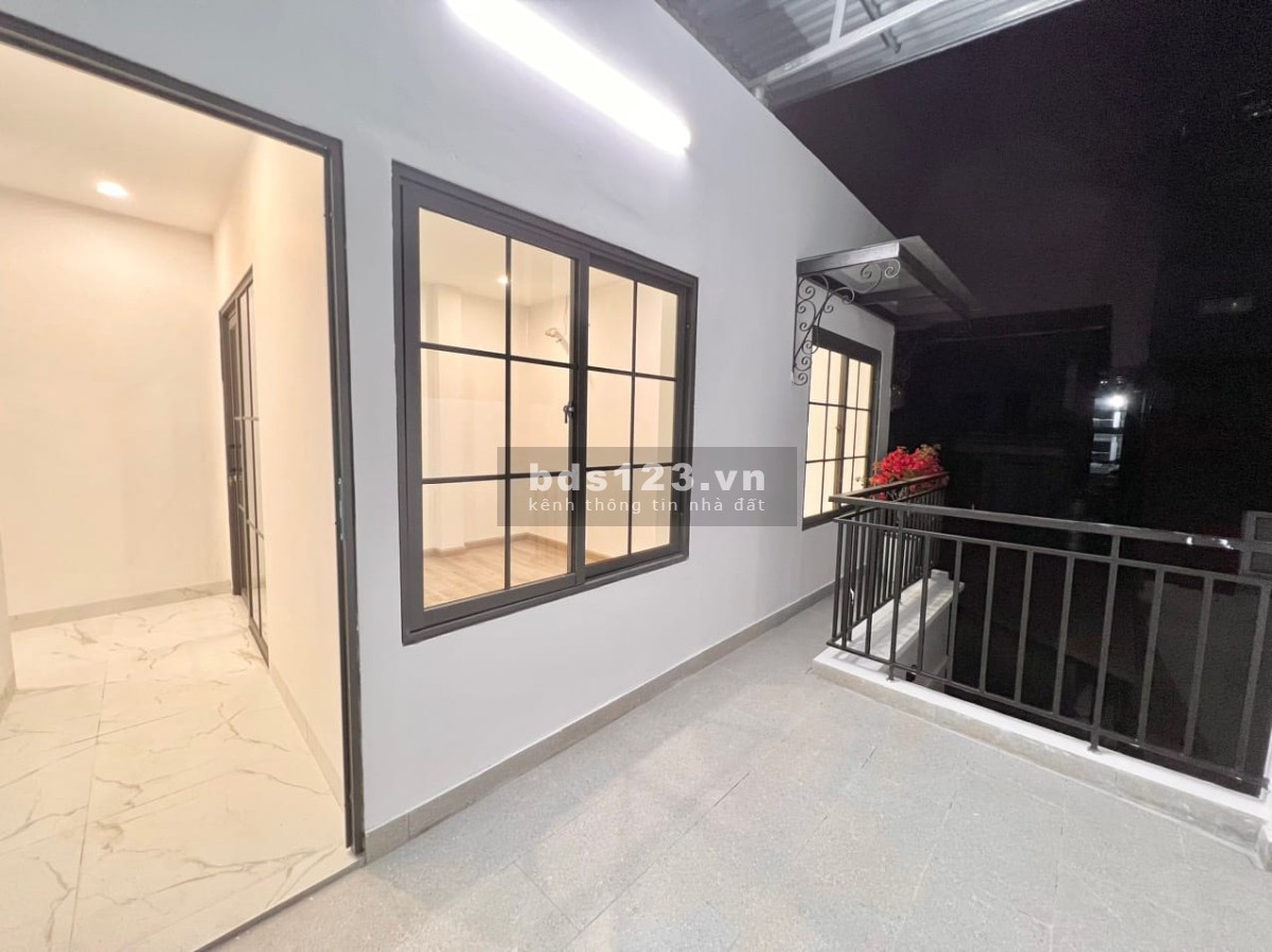 Trung Tâm Q.Thanh Xuân, ở ngay, mới Đẹp, 51m2 x 4T, MT 5.9m, chỉ 4.8 Tỷ