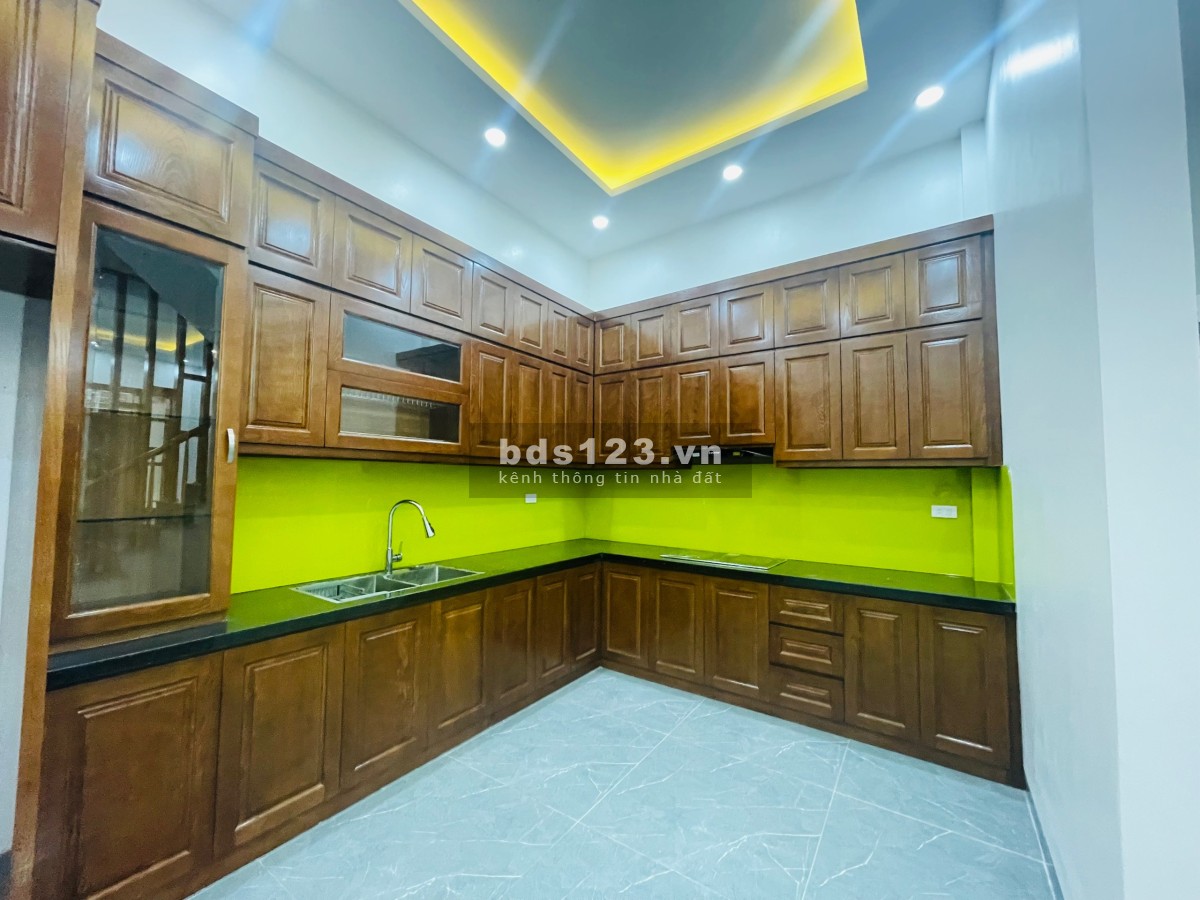 CHÍNH CHỦ CẦN BÁN NHÀ 55M TẠI HOÀNG QUỐC VIỆT