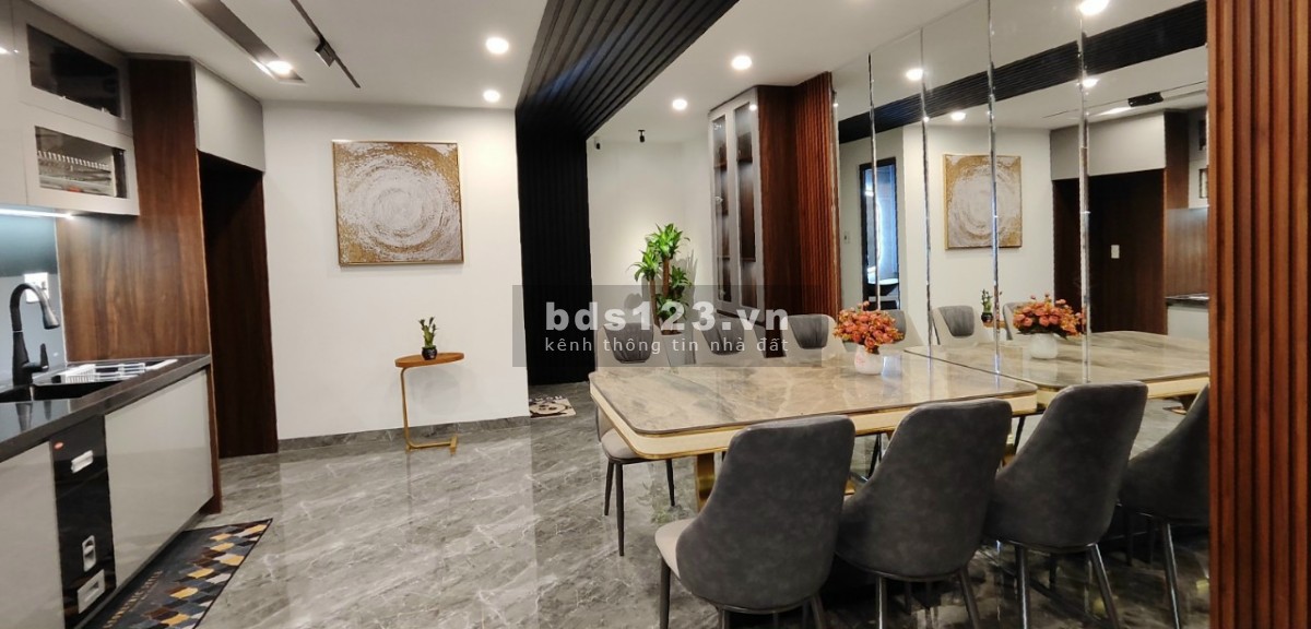 Siêu phẩm Biệt thự gần chợ Hòa Khánh, quận Liên Chiểu, Đà Nẵng