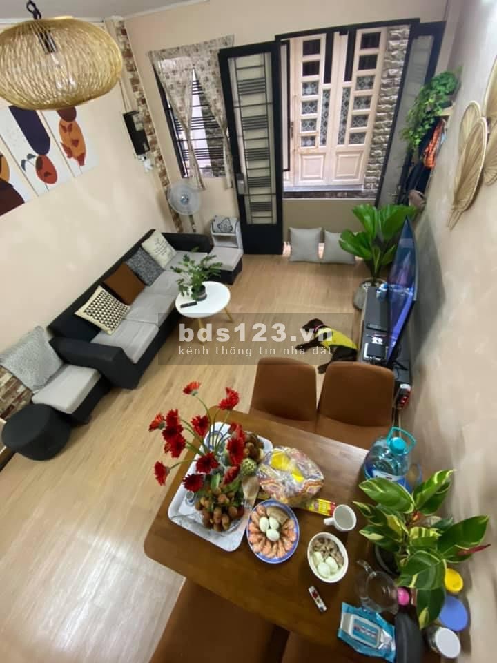 Bán nhà 1 trệt 2 lầu 37/4 Ngô Tất Tố P21 Bình Thạnh
