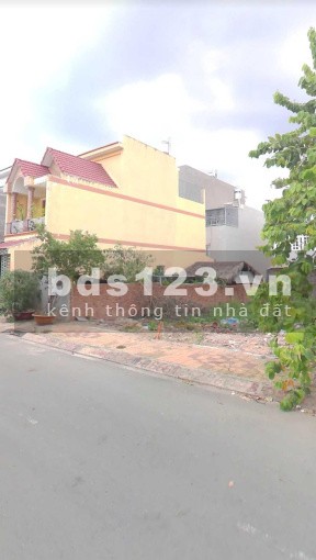 Bán gấp đất đường Lê Văn Việt gần đại học GTVT, KCN cao Quận 9, 2tỷ 80m2. LH Quân