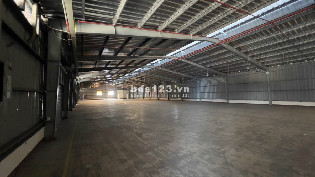 Cho thuê kho đẹp 2000m2, 5000m2, 10000m2 QL 1A, Linh Trung, Thủ Đức