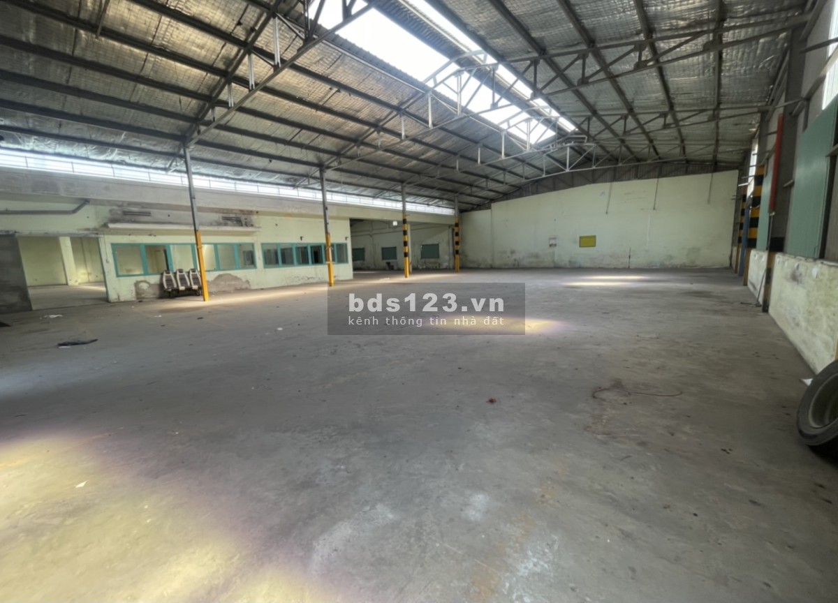 Cho thuê kho xưởng 943m2 đường QL 13, P. Hiệp Bình Phước, Tp Thủ Đức