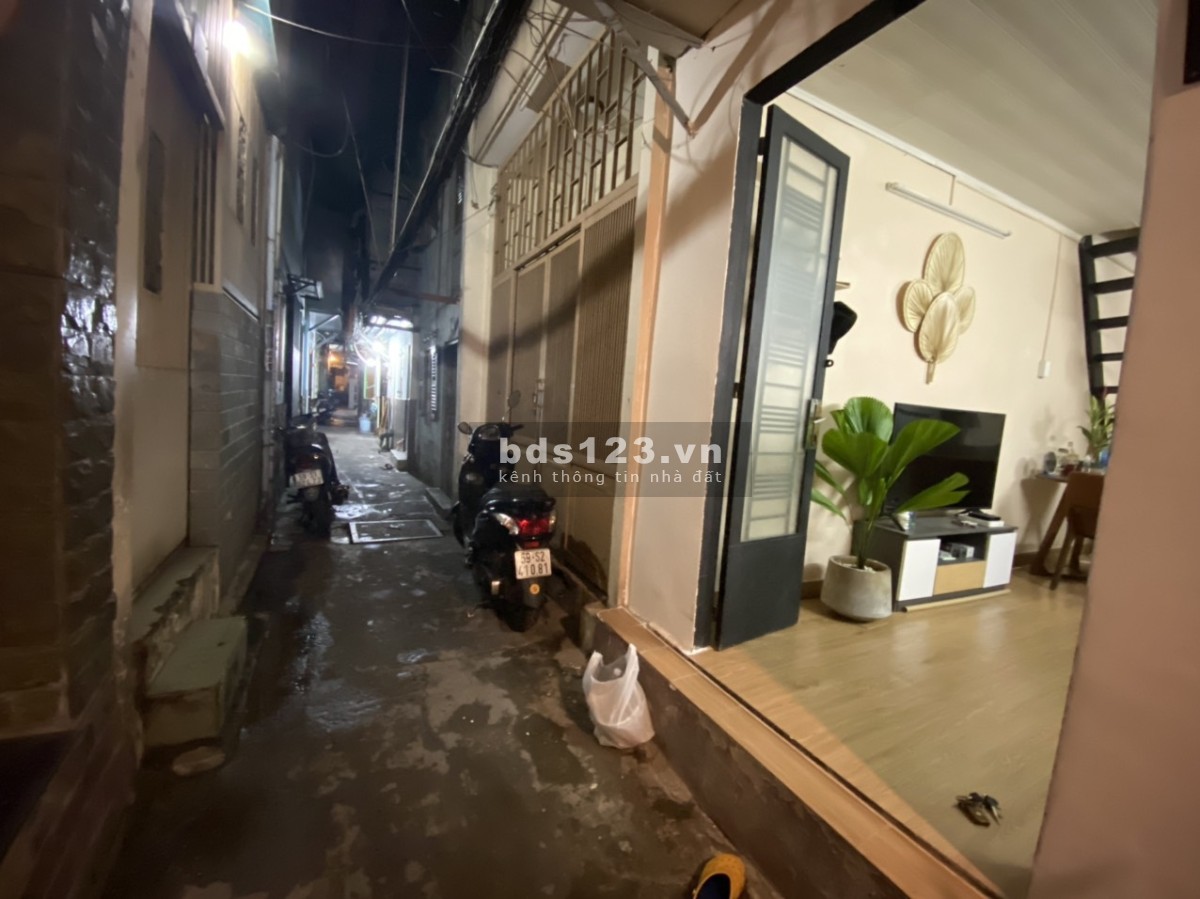 Bán nhà 1 trệt 2 lầu 37/4 Ngô Tất Tố P21 Bình Thạnh