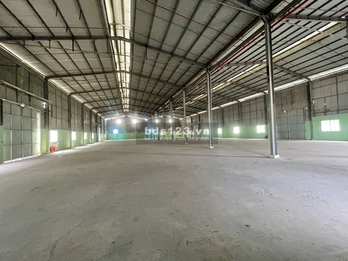 Cho thuê kho xưởng 1500m2, 2500m2, 5000m2, 8000m2 đoạn QL 1A, Mỹ Yên, Bến Lức giáp với Bình Chánh