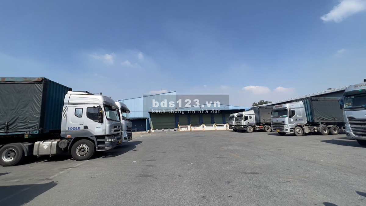 Cho thuê kho đẹp 2000m2, 5000m2, 10000m2 QL 1A, Linh Trung, Thủ Đức