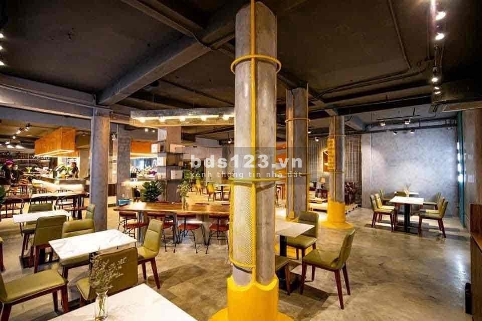 Cho thuê MT Nguyễn Thị Minh Khai, Q1. 10x30m, 2 Lầu. Chỉ 230 triệu TL. 0911989098