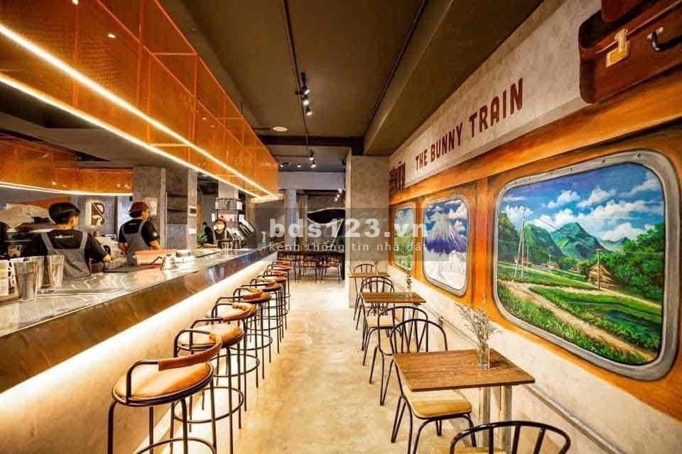 Cho thuê MT Nguyễn Thị Minh Khai, Q1. 10x30m, 2 Lầu. Chỉ 230 triệu TL. 0911989098
