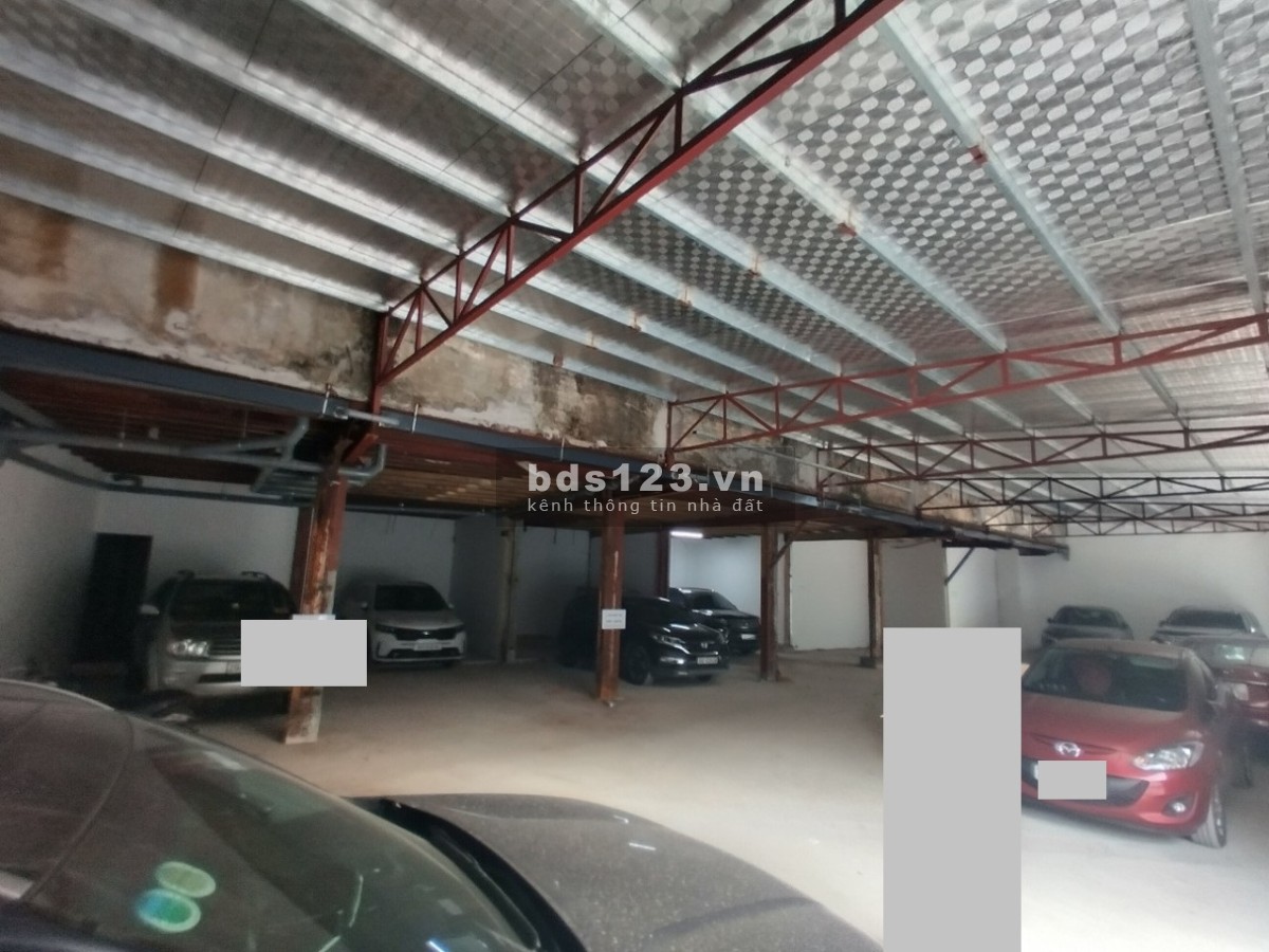 Cho thuê mặt bằng 380m2 ở Đội Cấn, sử dụng mọi mô hình có thể làm.