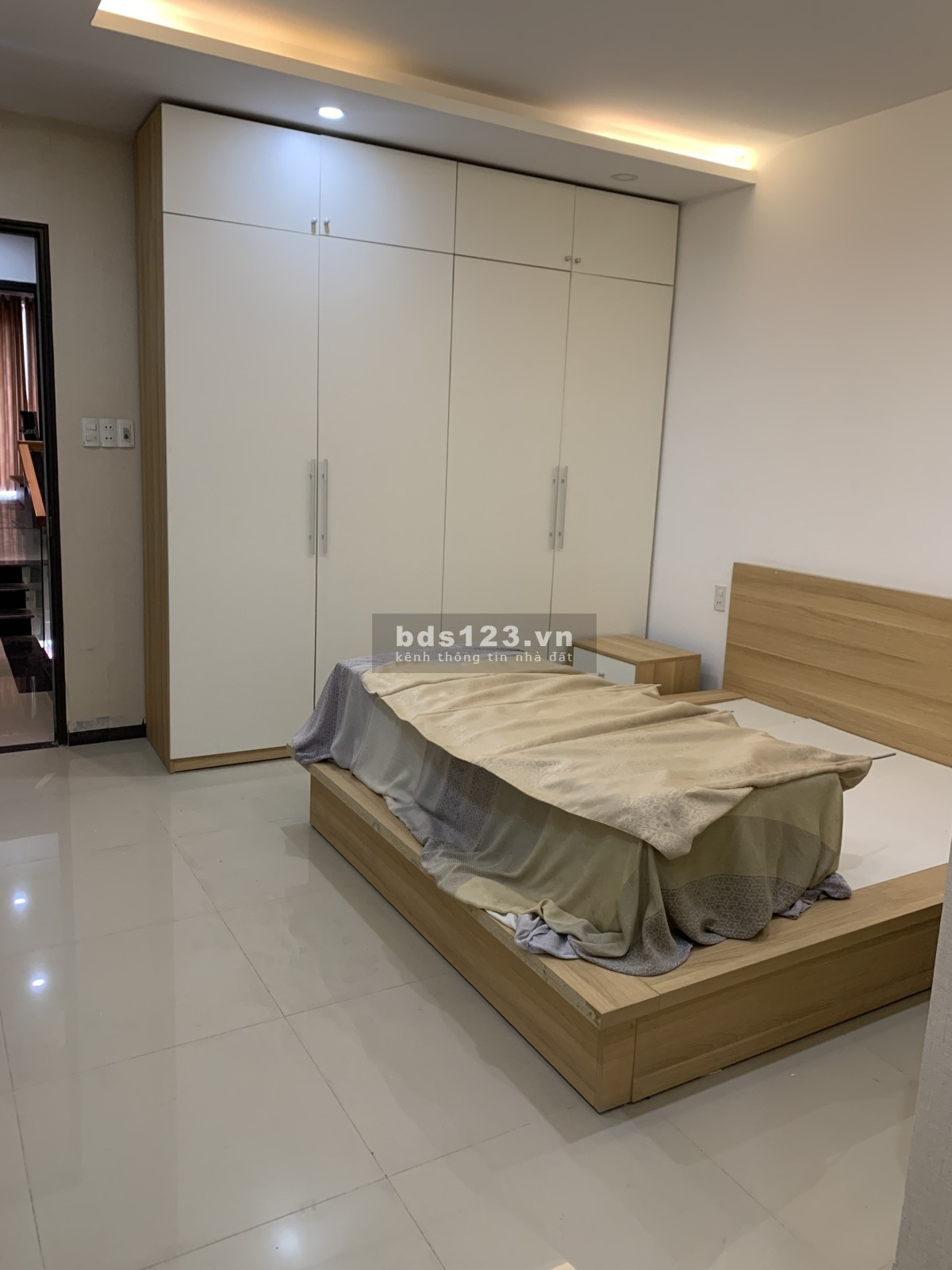 Bán nhà riêng mặt tiền Nguyễn Thi kết cấu 3 tầng giá 5.5 tỷ ngay Lotte Mart Skyline LH 0935 810 900