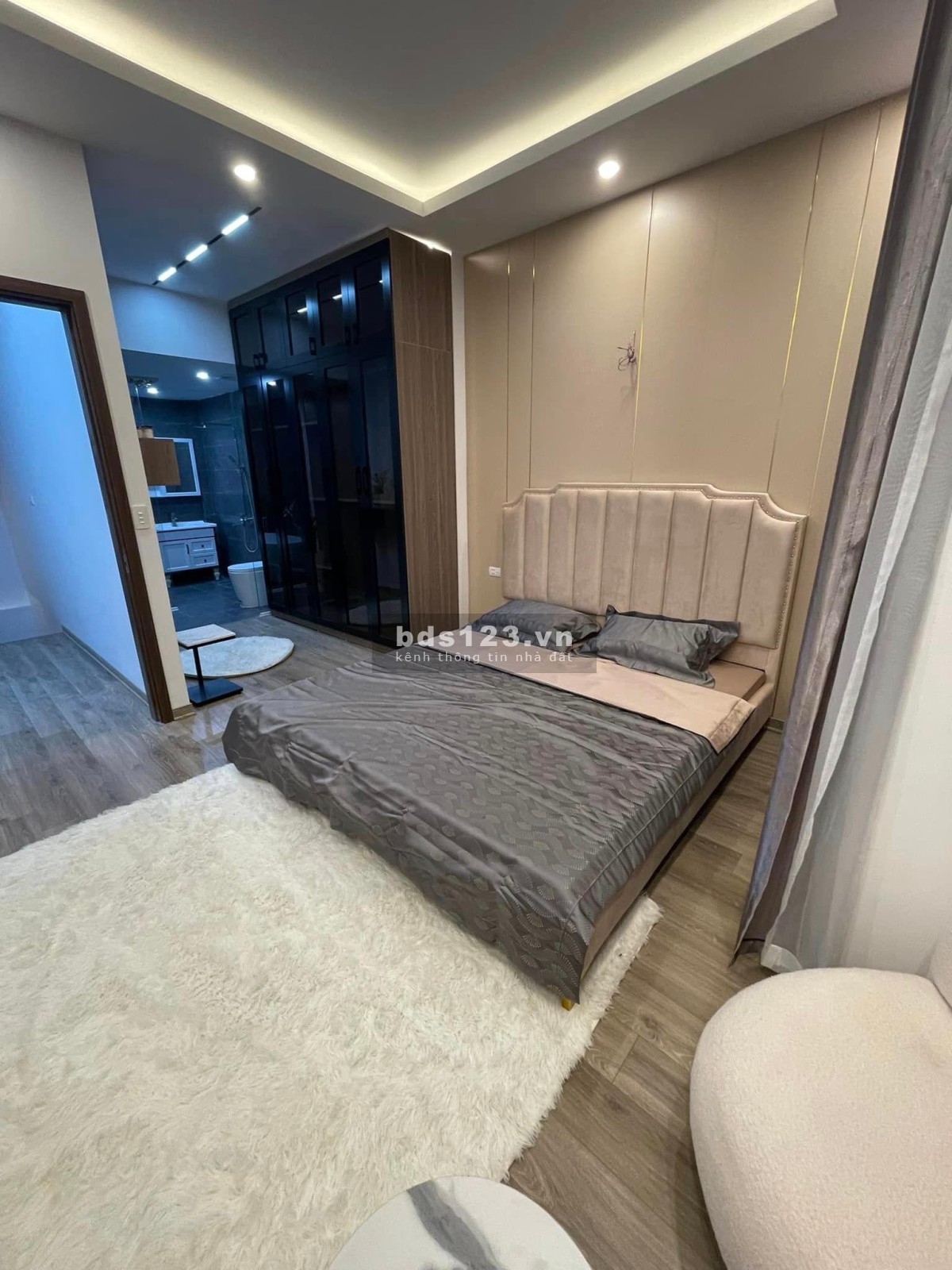 Mô góc Vũ Tông Phan, ô tô đỗ cửa, xây mới, 50m2, mặt 5m, cách phố 5m, 6.3 tỷ