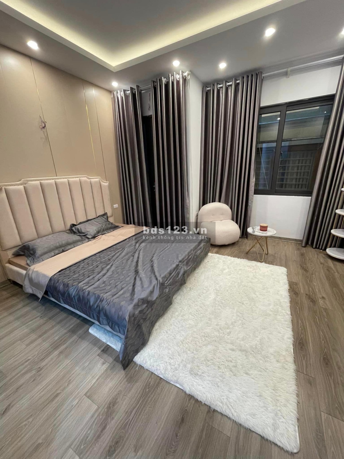 Mô góc Vũ Tông Phan, ô tô đỗ cửa, xây mới, 50m2, mặt 5m, cách phố 5m, 6.3 tỷ