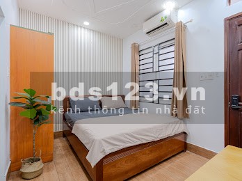 Cho thuê căn hộ Studio full nội thất ban công lớn gần ĐH UEF Q4, Q1