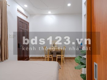 Cho thuê căn hộ Studio full nội thất ban công lớn gần ĐH UEF Q4, Q1
