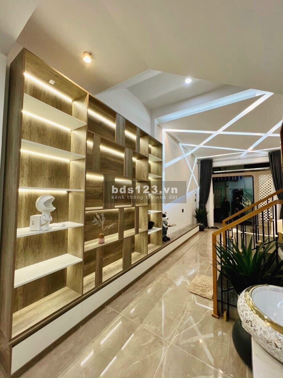 Bán nhà Trần Cao Vân, 85m2, chỉ hơn 2,7 tỉ chỉ 3x triệt/ tháng quá rẻ