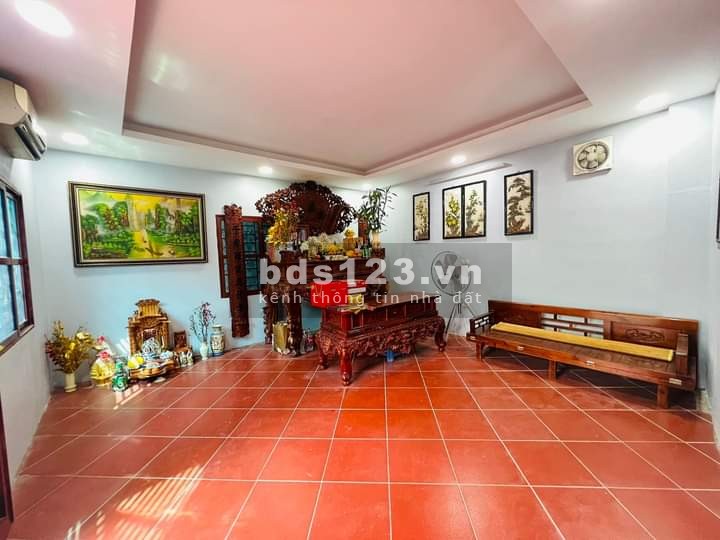 Bán tòa nhà 5 tầng, sang trọng ngay Trần Thái Tông. Mặt bằng 46.5m². Chào 7 4 tỷ
