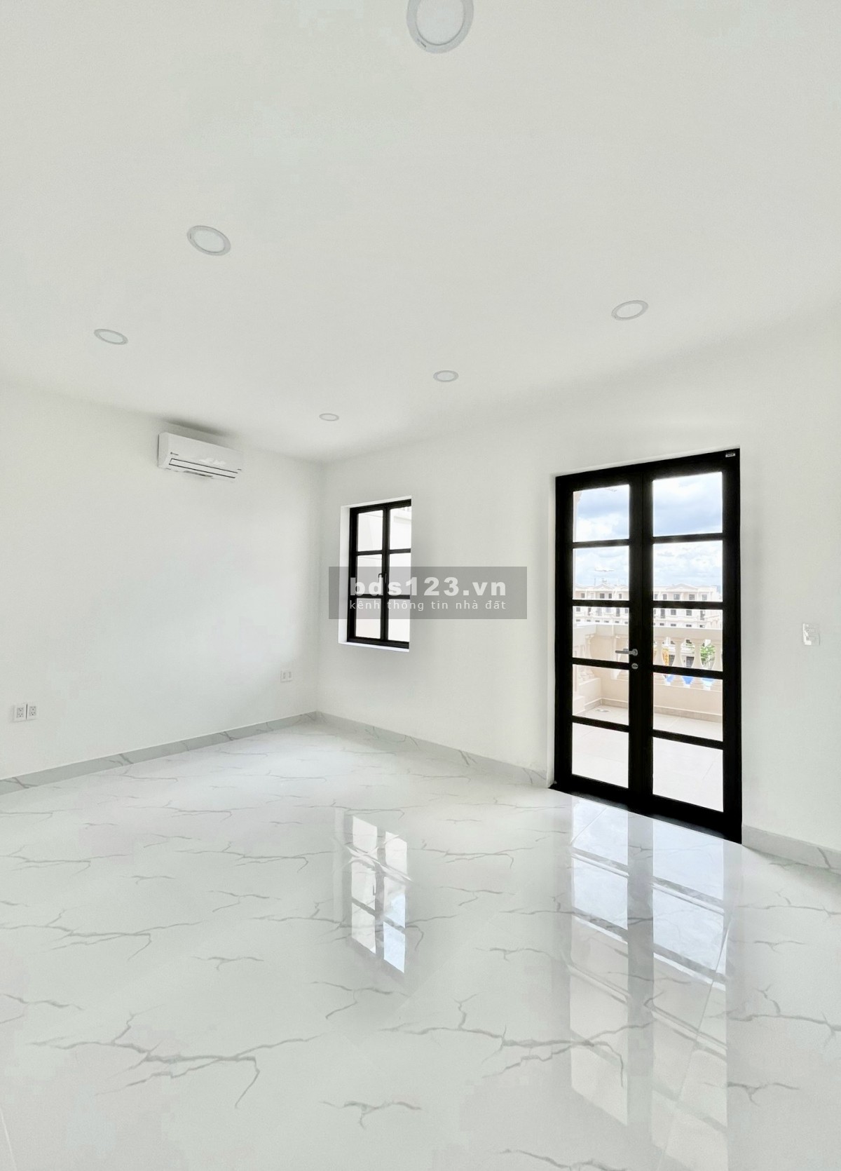 Cho thuê văn phòng, phòng trọ tại Cityland Parkhill Gò Vấp