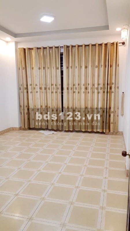 Cho thuê nhà 3 lầu mặt tiền đường NB Cao Lỗ Phường 4 Quận 8