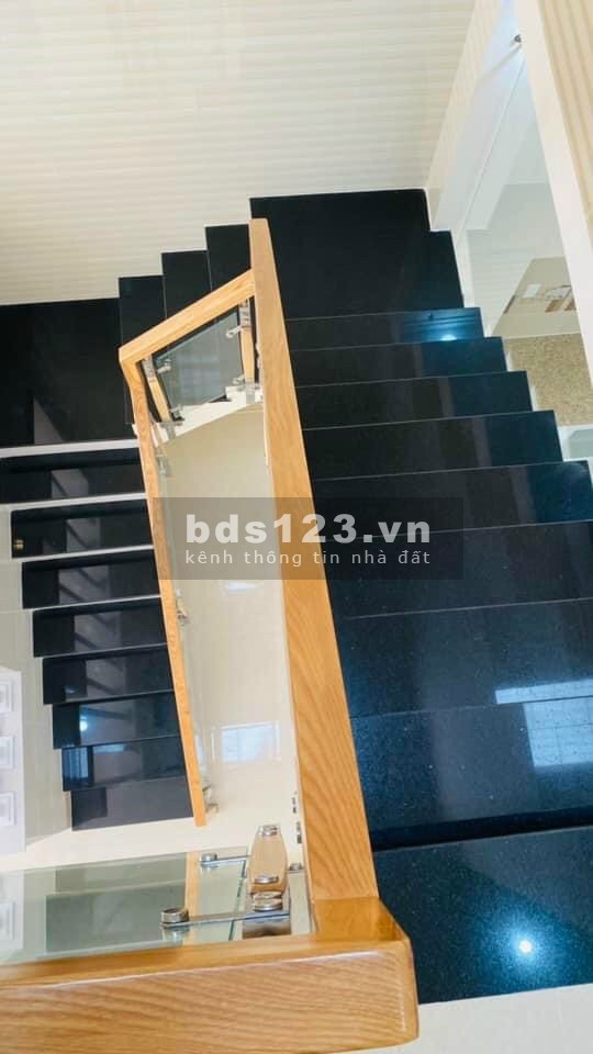 Bán nhà riêng phường An Bình, 1 trệt 1 lầu, gần chợ cơ khí, giá chỉ còn 3 tỷ 190