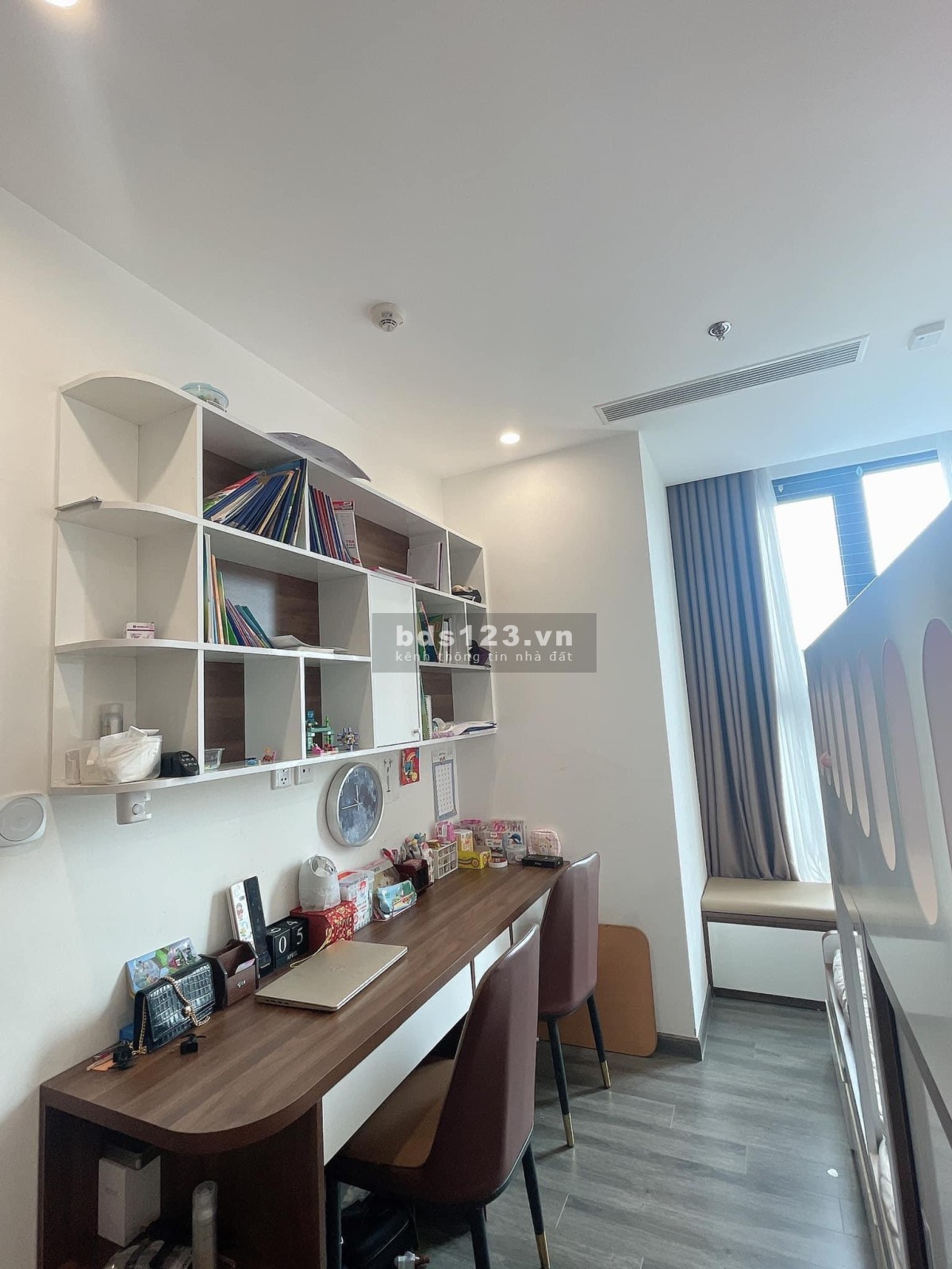 Siêu Hấp Dẫn ! Chủ nhà cắt lỗ bán GẤP căn hộ 3PN2WC 80m², giá 2,6 tỷ tại Vinhomes Ocean Park