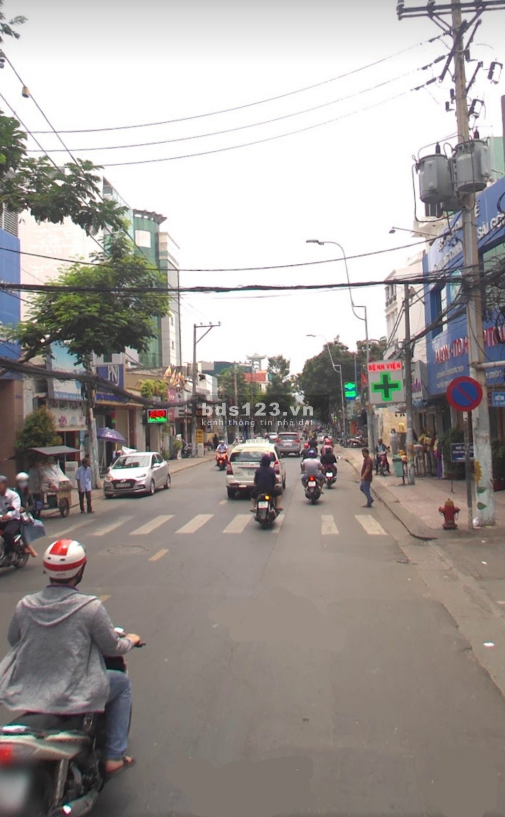 Bán nhà nhỏ, SHR trung tâm Tân Phú. chỉ 2ty