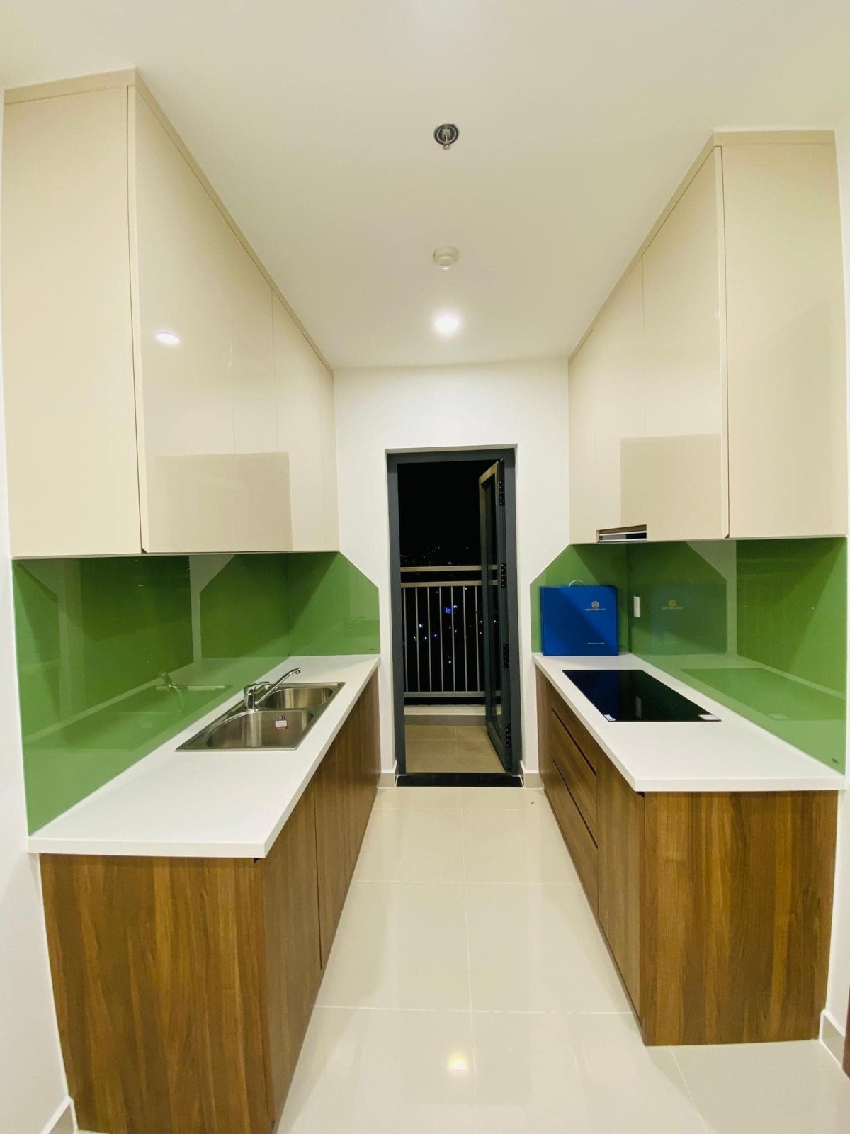 Căn góc 2PN 73m2 Q7 Riverside máy lạnh và rèm cửa giá 8.5triệu