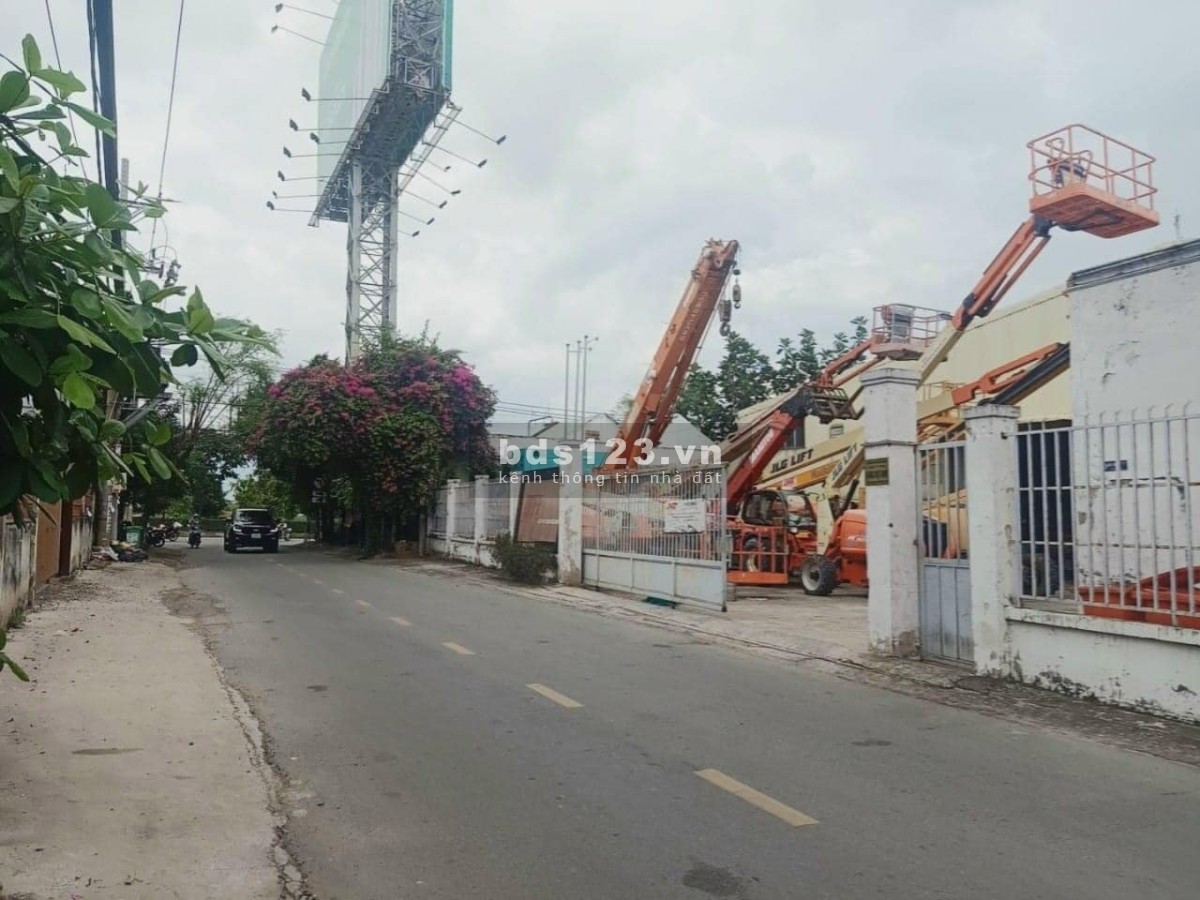 Cần cho thuê gấp nhà xưởng ngay thủ Đức tại xa lộ Hà Nội