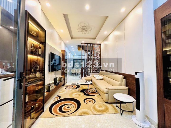 NGUYỄN CHÍ THANH – ĐỐNG ĐA, CĂN HỘ 3 THOÁNG, 85M2, 3PN, 3WC, ĐỒ TIỆN NGHI"