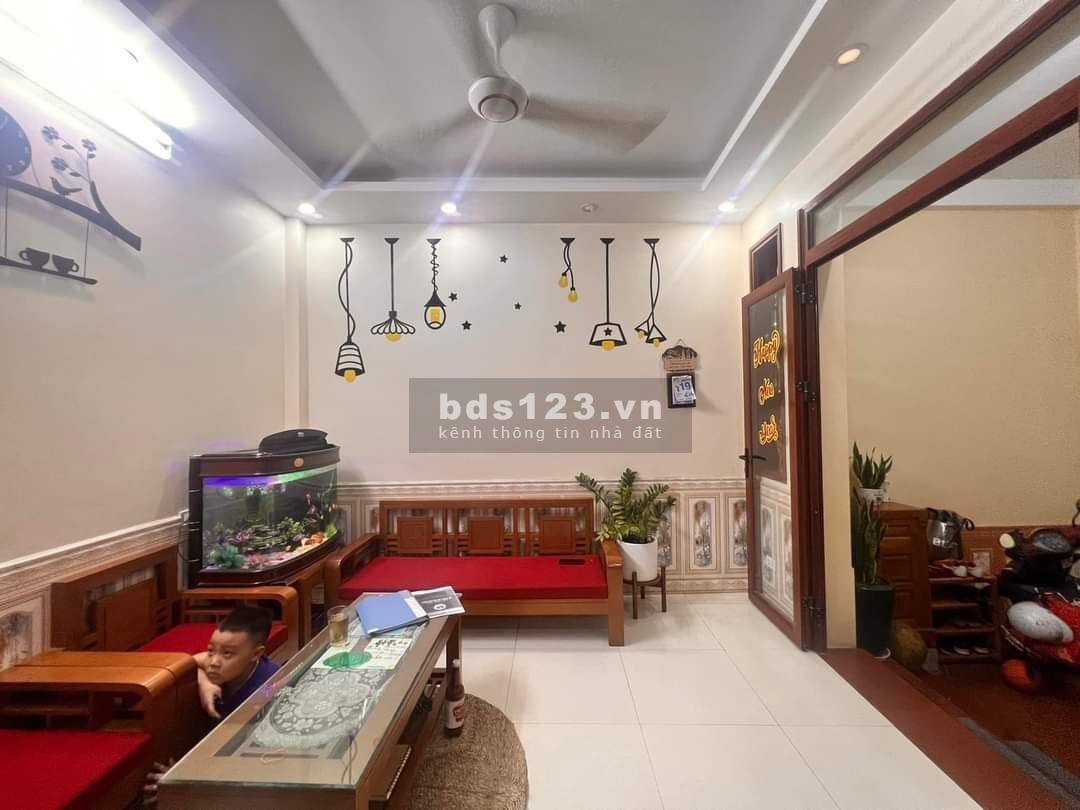 BÁN NHÀ NAM DƯ:GIÁ 3.5 TỶ , DIỆN TÍCH: 42m x 4 Tầng