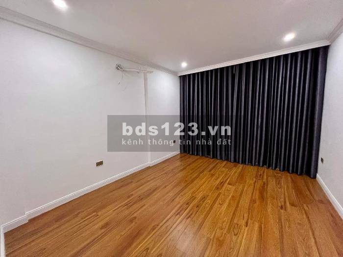 Bán nhà Tứ Hiệp, có 102, 42m2 vừa tròn 4 tỷ