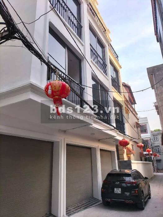 Bán nhà Tứ Hiệp, có 102, 42m2 vừa tròn 4 tỷ