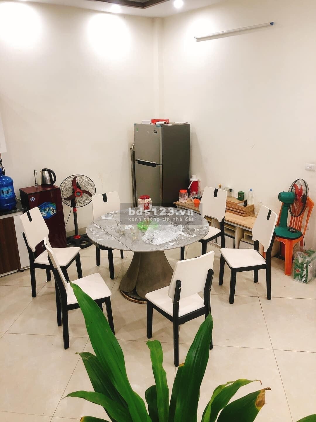 Bán nhà đẹp 4 tầng Chu Huy Mân, ô tô vào nhà