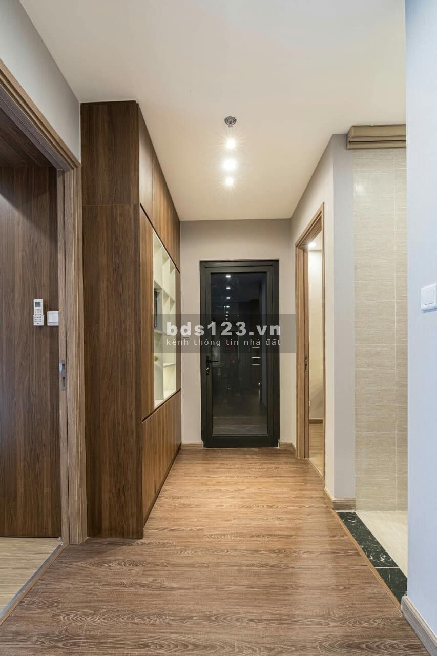 Bán nhanh căn hộ Vinhomes Smart City 43m2 giá 1.78 tỷ, full nội thất cao cấp