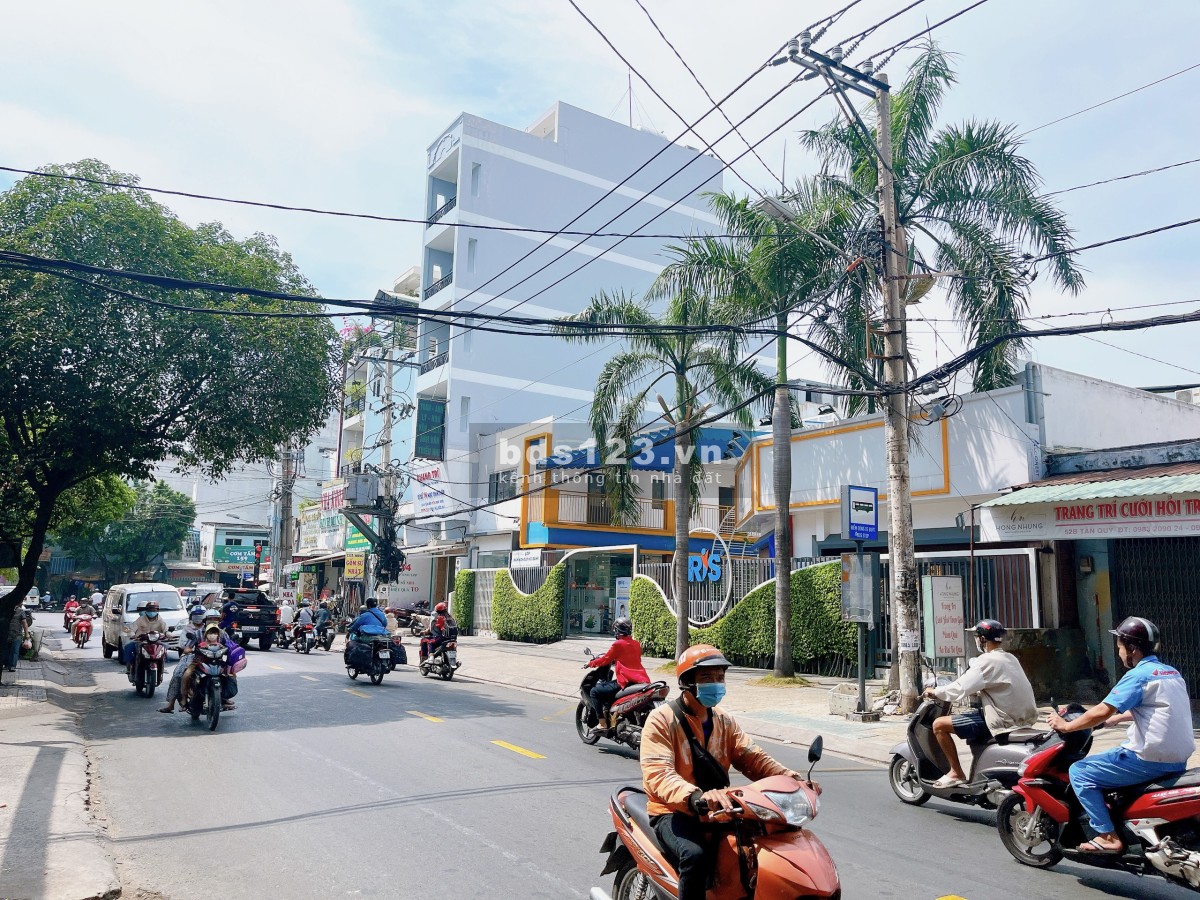 Bán nhà mặt tiền đường Tân Quý, phường Tân Quý, Quận Tân Phú (4,7x16m. Giá 11,8 tỷ)