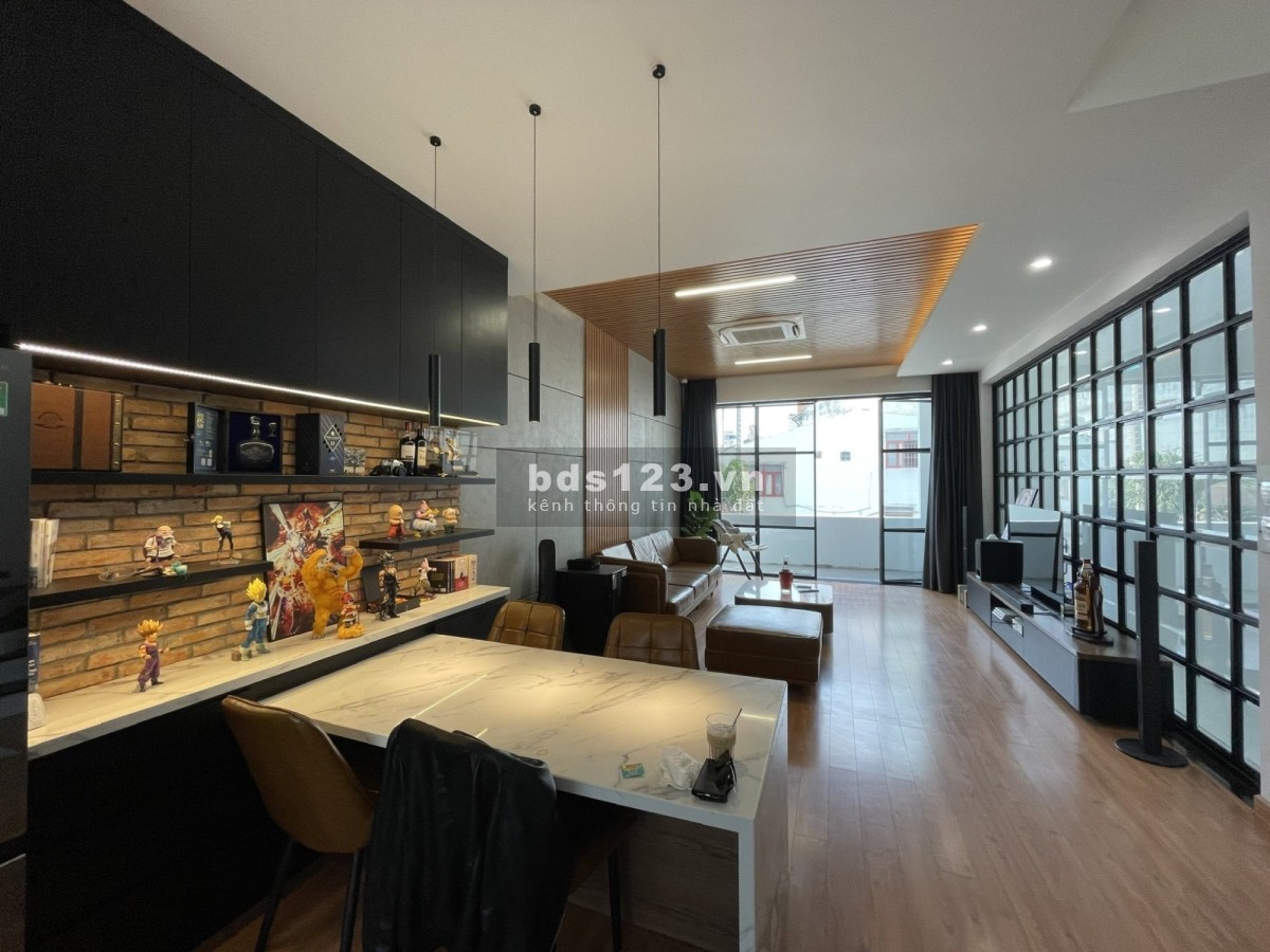 Nhà Bán Kế Gigamall, HBC, Thủ Đức. Ngang 6m, Đường 8m KD, VP. Chỉ 13.99 Tỷ. LH 0878399919.