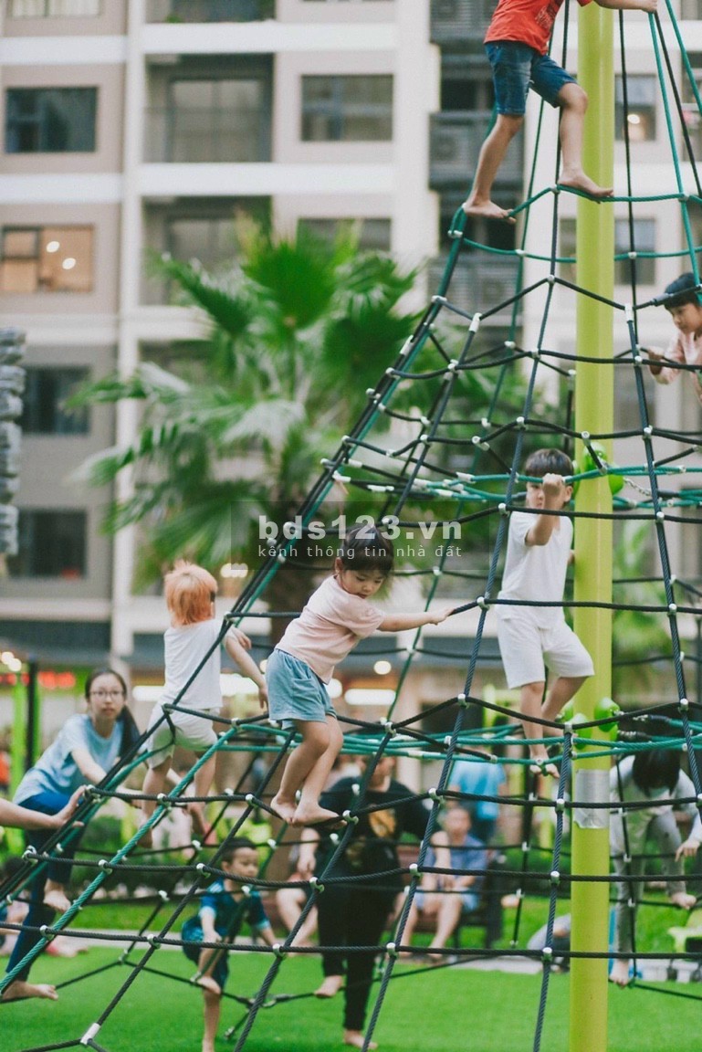 Cần tiền bán căn hộ 2PN+1 , 2VS chỉ 1.9 tỷ full nội thất view thoáng tại Vinhomes ocean park