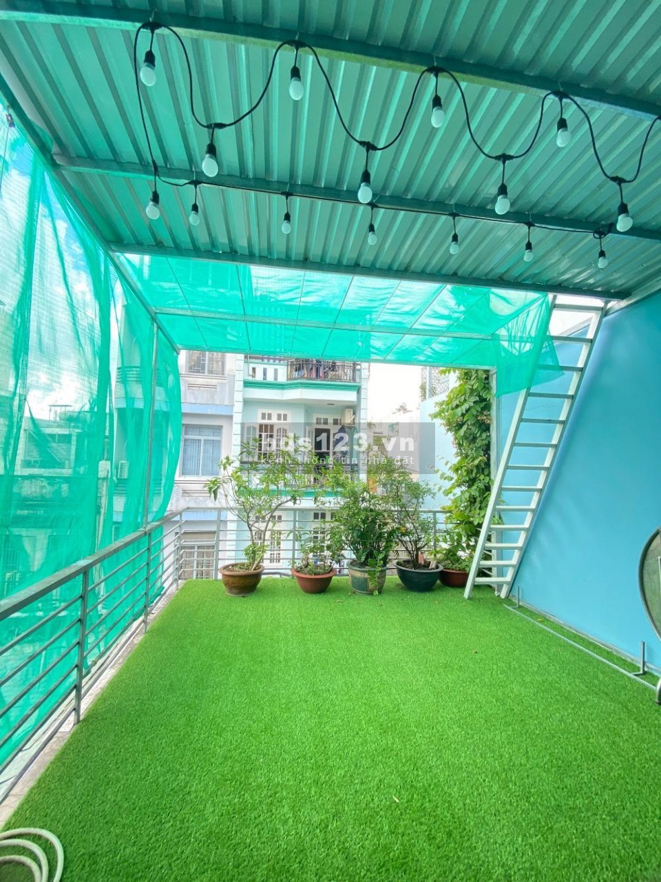 Cho thuê sleepbox Bình Thạnh cao cấp đường Bùi Đình Túy phòng 4 - 8 người