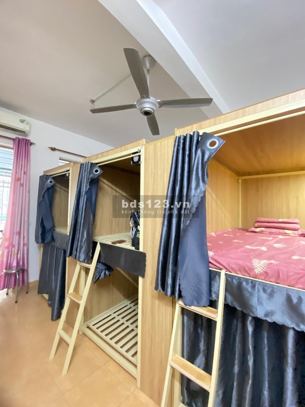 Cho thuê sleepbox Bình Thạnh cao cấp đường Bùi Đình Túy phòng 4 - 8 người
