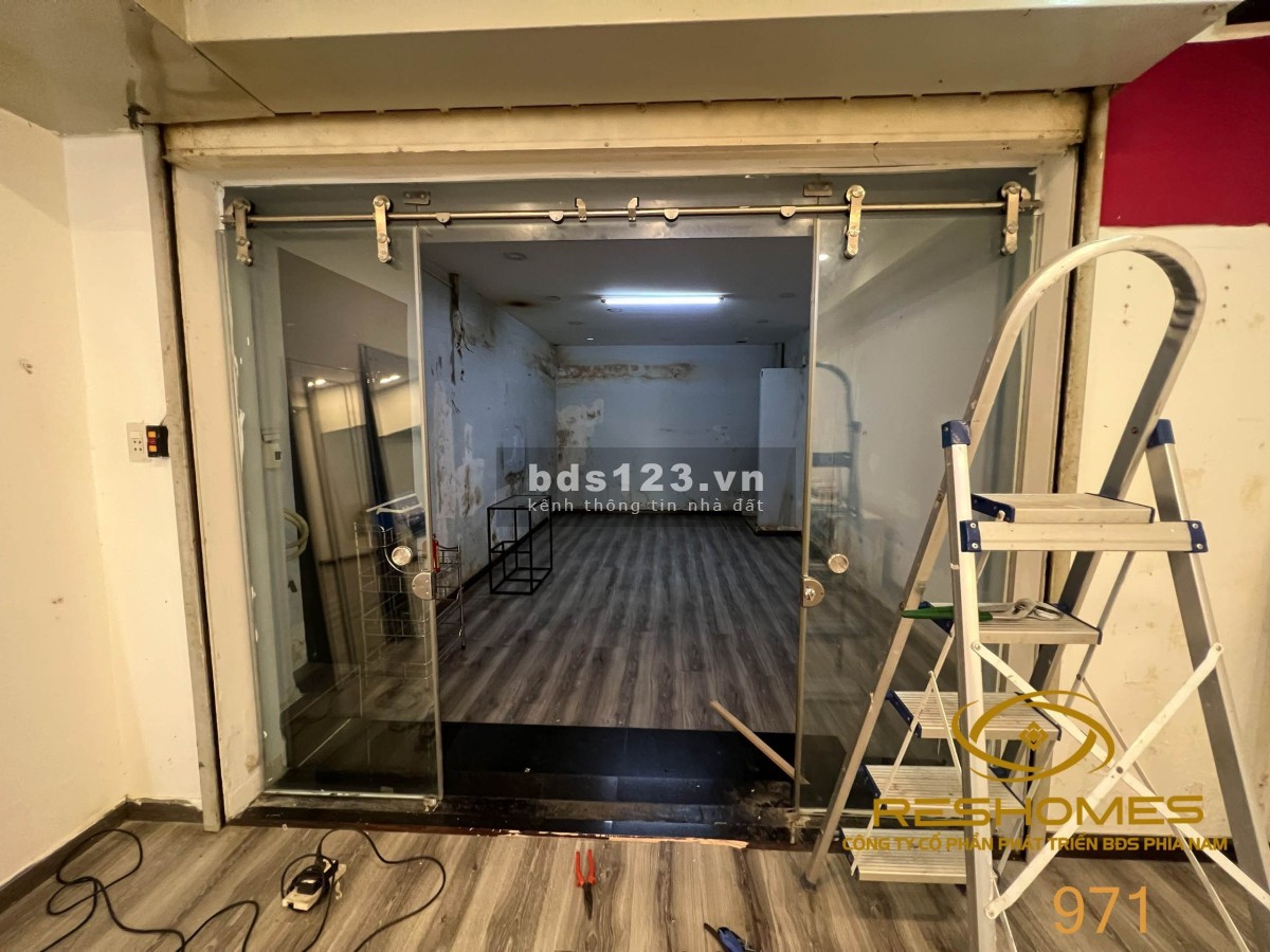 Cho thuê mặt bằng ngay mặt tiền đường Võ Thị Sáu, ngang 4m, kết cấu 1 trệt 3 lầu, giá cực sốc