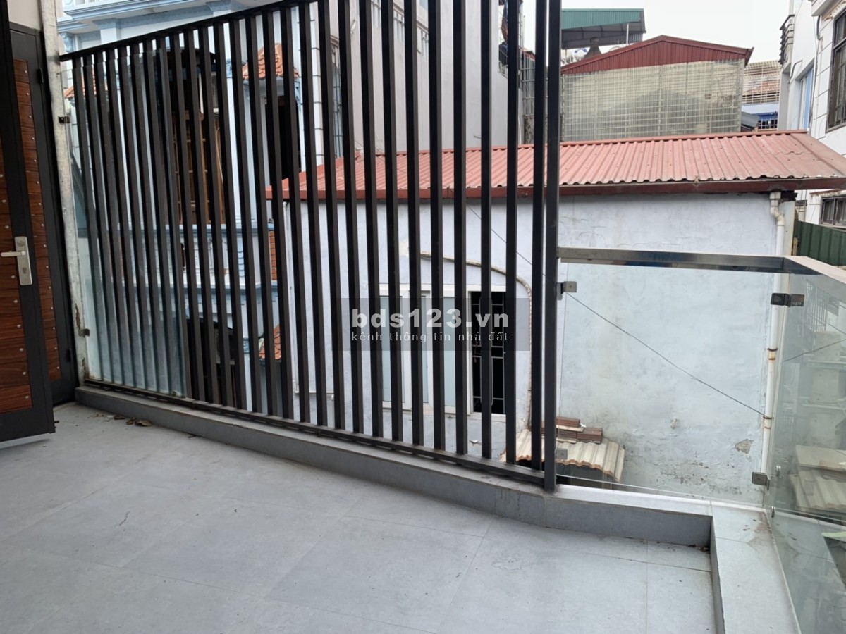 Bán nhà thổ cư 3 tầng phố Trung Liệt, quận Đống Đa cần bán