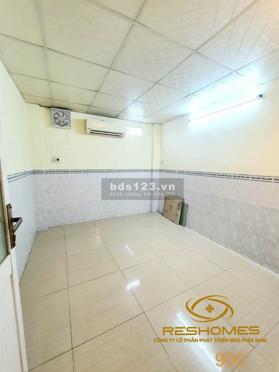 Cho thuê nhà góc 2 mặt tiền Võ Thị Sáu, ngang 8m, hẻm xe hơi