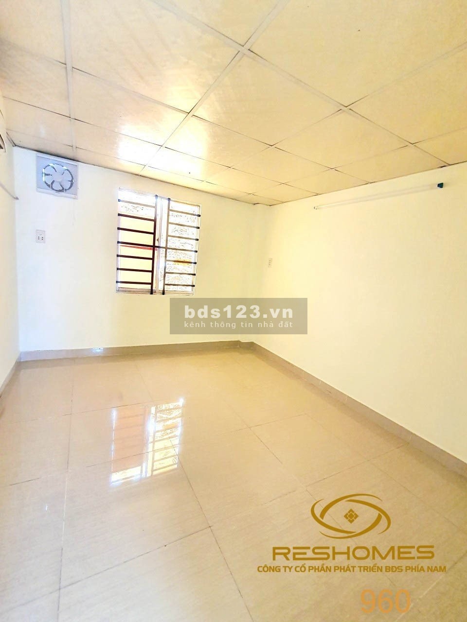 Cho thuê nhà góc 2 mặt tiền Võ Thị Sáu, ngang 8m, hẻm xe hơi