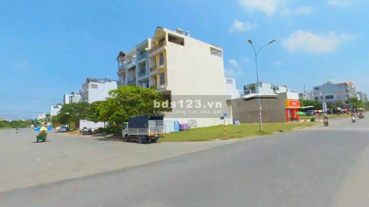 Cần bán gấp lô đất đã có SHR 140m2,Mua công chứng ngay, cặp sát chợ An Sương quận 12