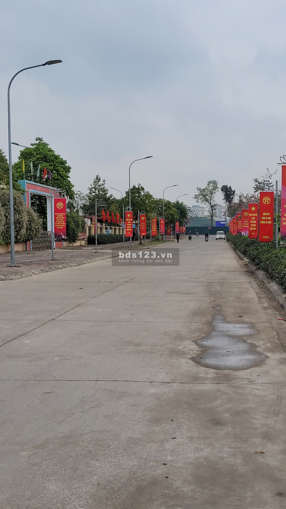 Chính chủ bán căn nhà Đức Thắng, mặt đường kinh doanh, nhà đang kinh doanh, 60m 5 tấng
