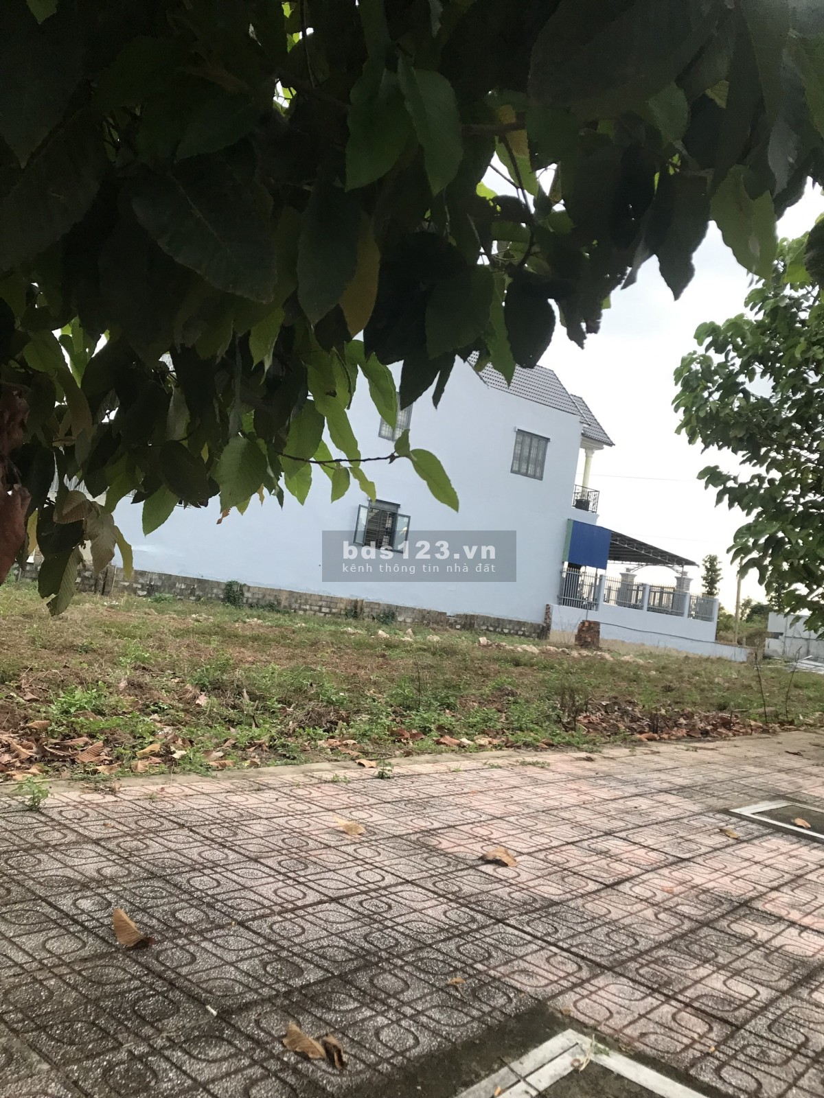 Bán đất 144m2 full thổ tại phường Tiến Thành, đường nhựa 17m, giá thấp hơn khu vực 15%