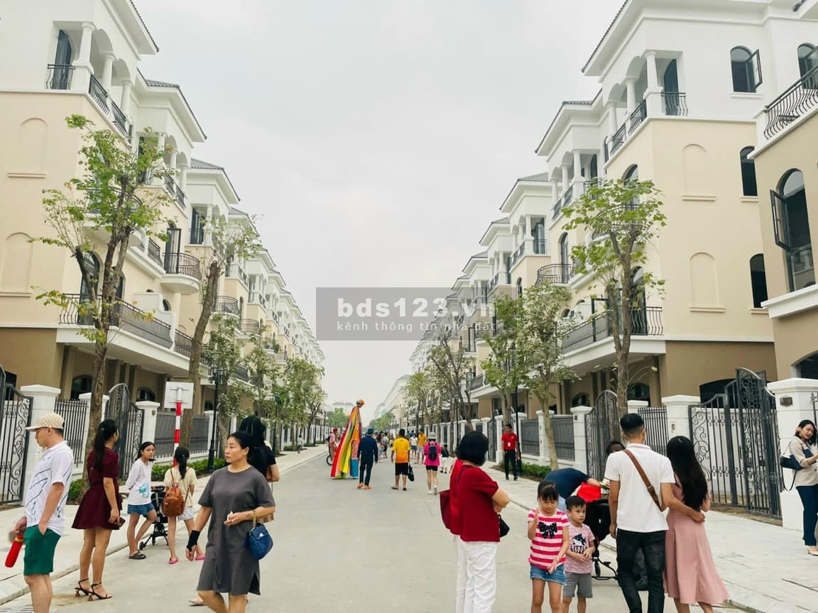 Giá Sốc! căn hộ 1N+1, 47m2 Nội Thất NB cần bán gấp chỉ 2.05 tỷ tại Vinhomes Ocean Park Gia Lâm