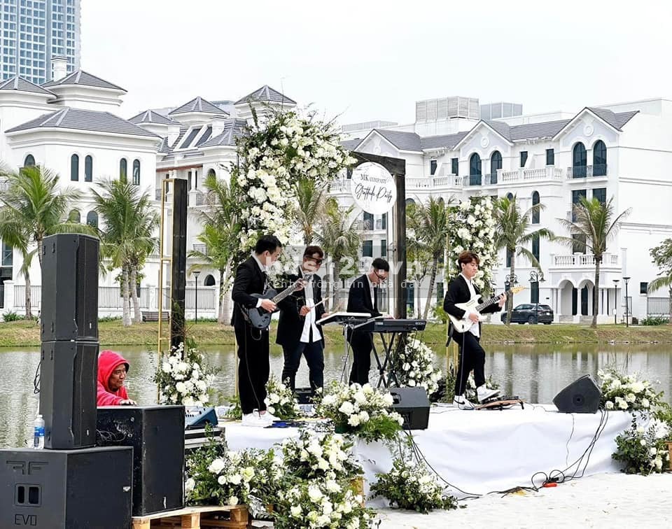 Giá Sốc! căn hộ 1N+1, 47m2 Nội Thất NB cần bán gấp chỉ 2.05 tỷ tại Vinhomes Ocean Park Gia Lâm