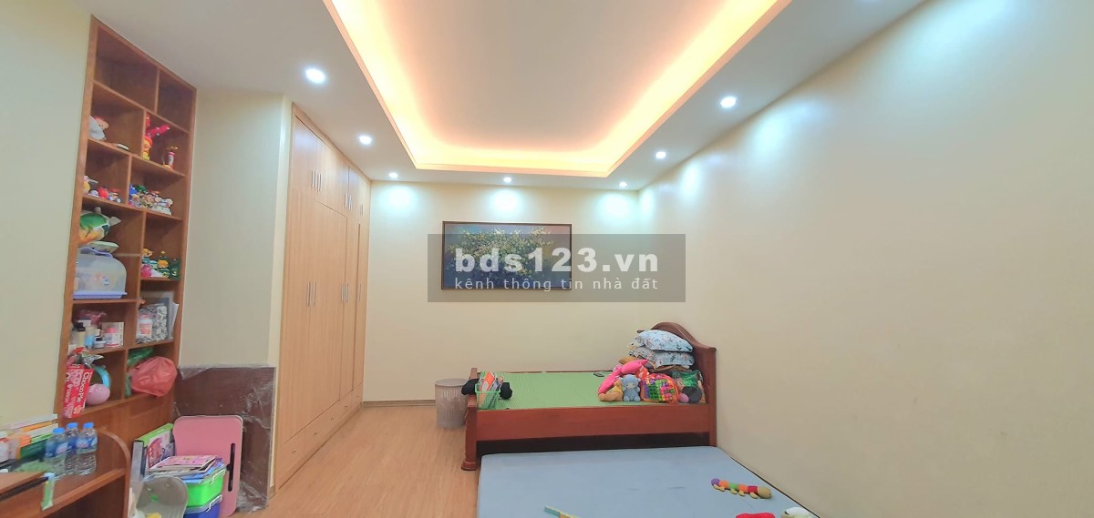 Trung tâm phố cổ - Lô góc - Mặt phố 15M - Nội thất sang xịn, tặng lại toàn bộ - Chủ cần bán gấp